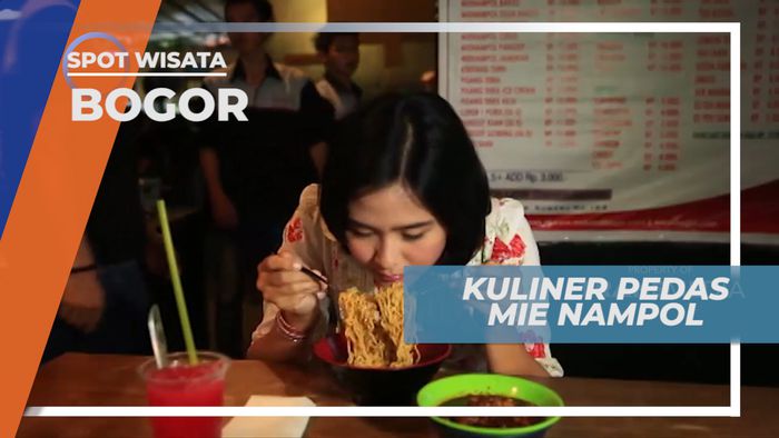Berburu Kuliner Malam yang Super Pedas di Kota Hujan, Bogor