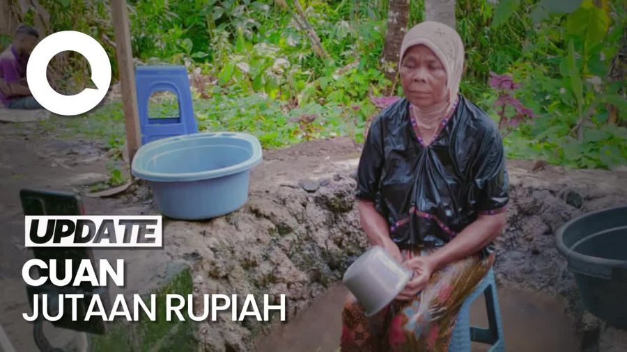 Lansia di Lombok Pilih Live Mandi Lumpur Ketimbang ke Sawah