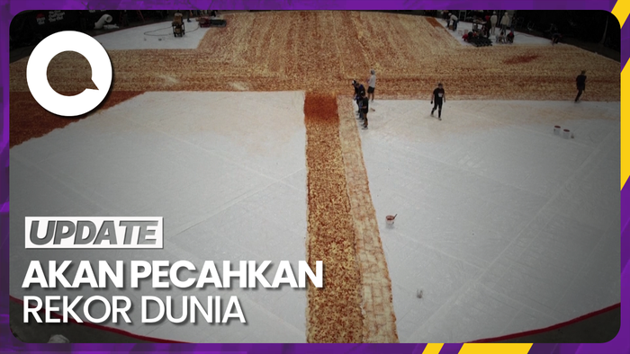 Melihat Proses Pembuatan Calon Pizza Terbesar di Dunia