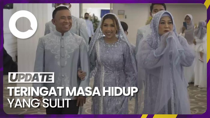 Momen Haru Kiky Saputri Minta Doa Restu Jelang Menikah