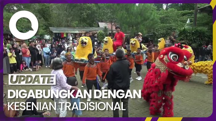 Digabung Kesenian Lokal, Pertunjukkan Barongsai Unik di Subang