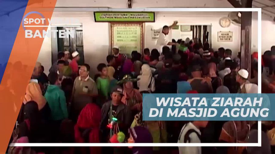 Ziarah Makam Kesultanan di Masjid Agung Banten