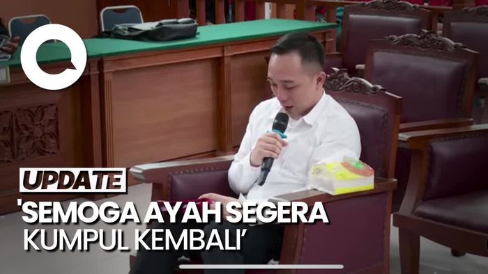 Tangis Ricky Rizal Sampaikan Pesan untuk Anak-Istri saat Baca Pleidoi