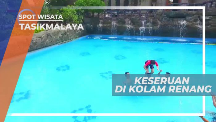 Adu Gaya Melompat ke Kolam Renang, Waterpark Tasikmalaya Jawa Barat
