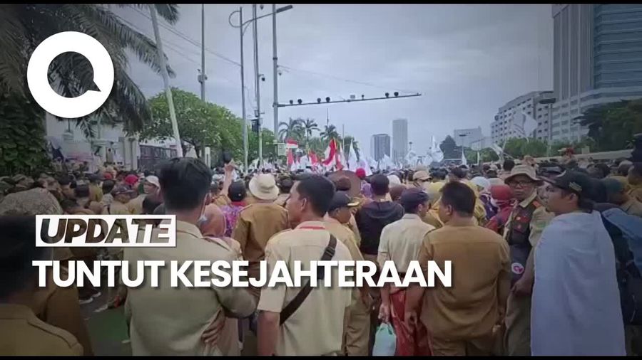 Perangkat Desa se-RI Demo di DPR, Lalin Ditutup!