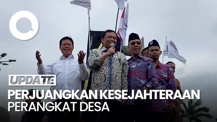 Legislator PD-PKB Temui Massa Aksi, Janji Perjuangkan Hak Perangkat Desa
