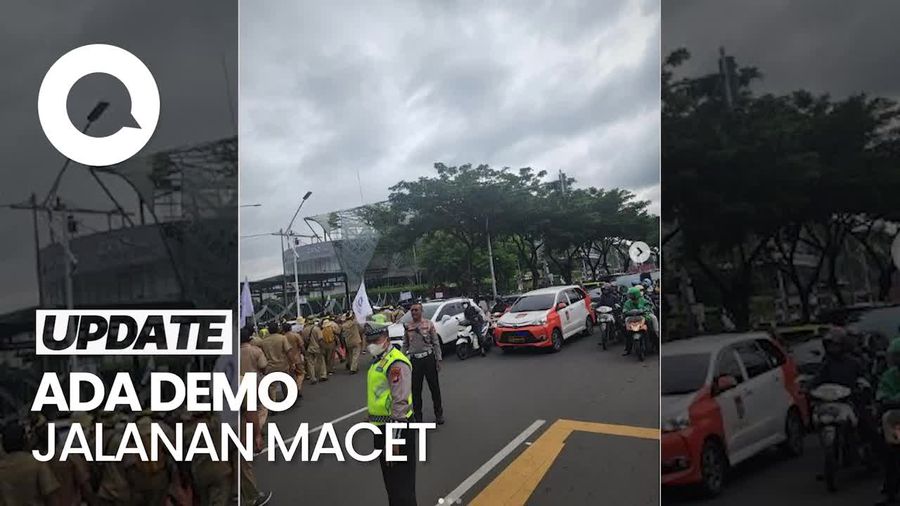 Demo Perangkat Desa di DPR, Bus Terparkir hingga Area Senayan
