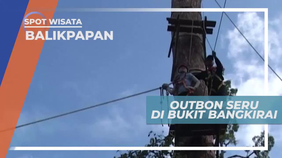 Uji Adrenalin Bermain Flying Fox di Bukit Bangkirai Balikpapan