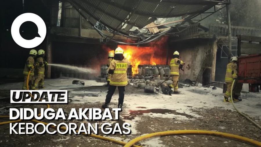 Agen Gas Elpiji di Pondok Kelapa Jaktim Terbakar, 14 Unit Damkar Meluncur
