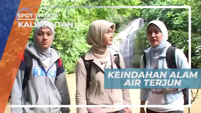 Melewati Hutan Rimbun Menuju Air Terjun Tanah Merah, Kalimantan
