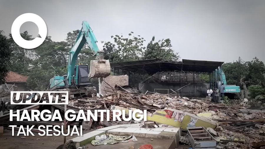 Isak Tangis Warga Warnai Eksekusi Rumah untuk Proyek Tol Japek 2