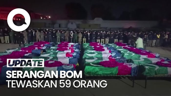 Pemakaman Massal Digelar untuk Korban Bom Bunuh Diri di Masjid Pakistan