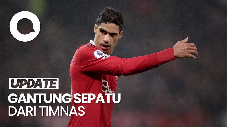 Bek MU Raphael Varane Pensiun dari Timnas Prancis