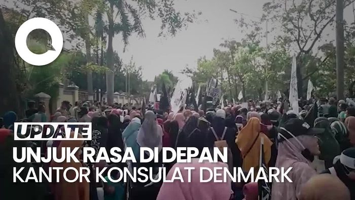 Aksi Bela Al-Quran di Medan, Massa Bakar Patung Rasmus Paludan