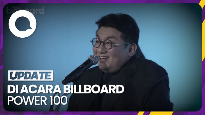Pidato Bang Si Hyuk usai Dianugerahi Clive Davis Visionary Award