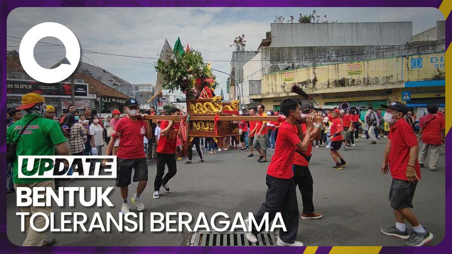 Kemeriahan Kirab Budaya saat Perayaan Cap Go Meh di Ciamis