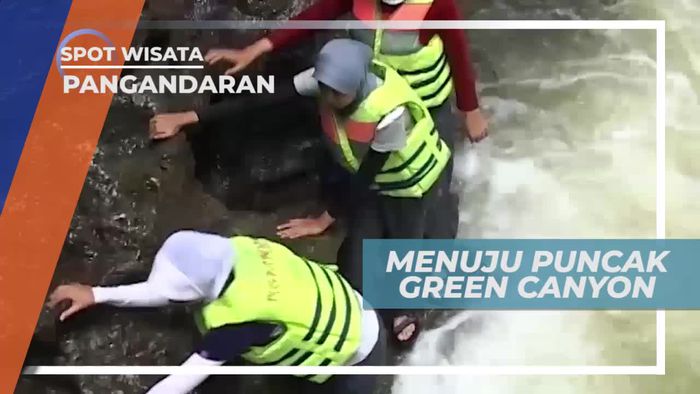Tebing-tebing Indah di Kawasan Wisata Green Canyon Pangandaran