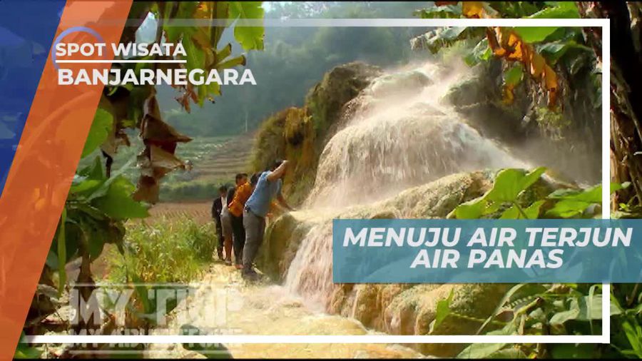Perjalanan Menuju Air Terjun Dengan Air Panas Alami di Banjarnegara