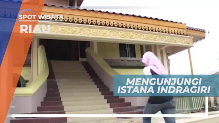 Berkunjung ke Istana Indragiri Riau