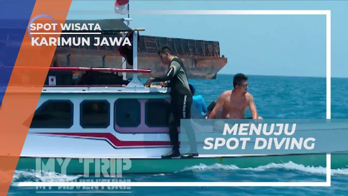 Berperahu Menuju Pulau Kemujahan, Spot Diving di Karimun Jawa