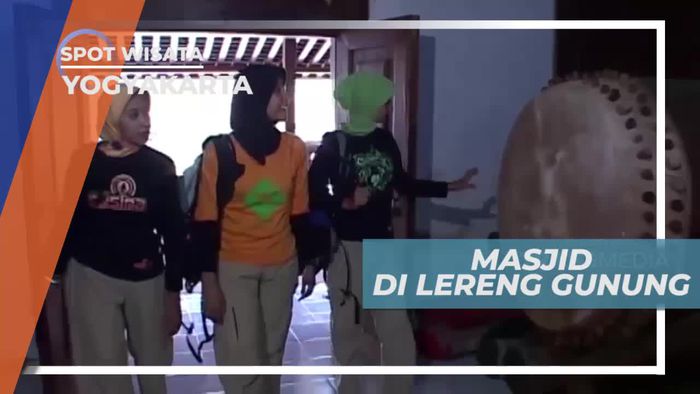 Melihat Masjid Peninggalan Sultan Agung di Lereng Gunung, Yogyakarta