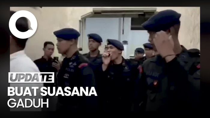 Aksi Yel-yel Anggota Brimob di Sidang Kanjuruhan Berakhir Kena Teguran