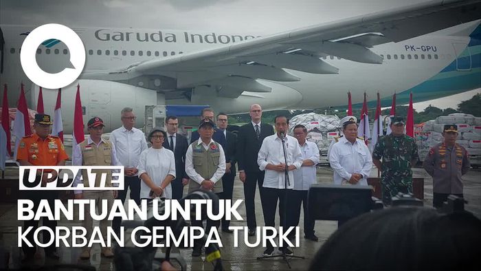 Momen Jokowi Cek Bantuan Logistik Sebelum Dilepas ke Turki
