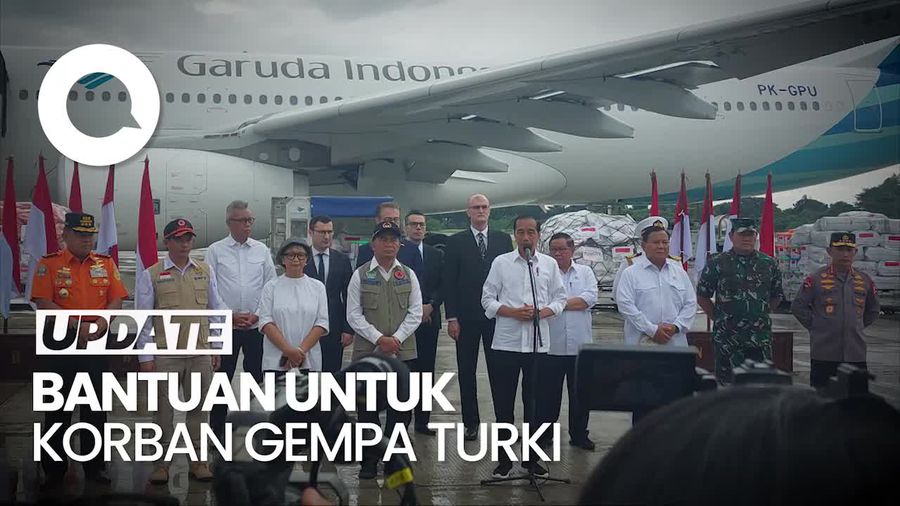 Momen Jokowi Cek Bantuan Logistik Sebelum Dilepas ke Turki