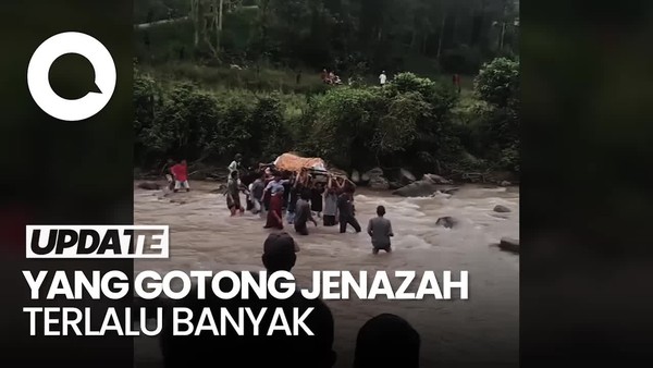 Warga Enrekang Tandu Jenazah Terobos Sungai, Bupati: Bukan Tak Ada Jembatan