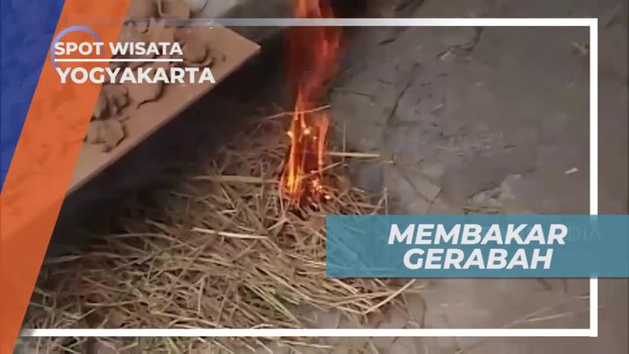Membakar Gerabah Dengan Peralatan Tradisional, Yogyakarta