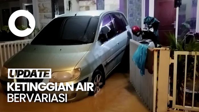 Penampakan Banjir di Gresik Gegara Hujan Deras-Tanggul Jebol