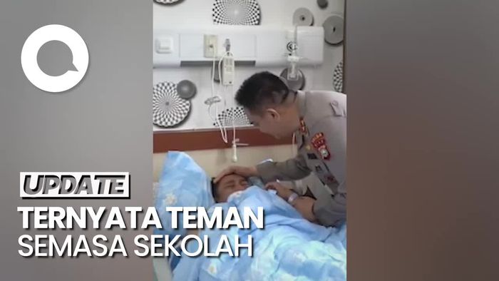 Momen Kapolda Jambi Menangis Terharu Dijenguk Kapolda Riau di RS