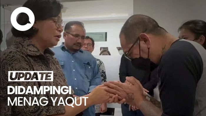 Momen Sri Mulyani Jenguk David di RS Mayapada Jaksel
