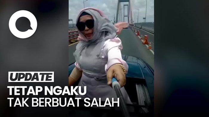 Aksi Emak-emak Ngevlog di Sunroof Mobil di Suramadu Berujung Minta Maaf