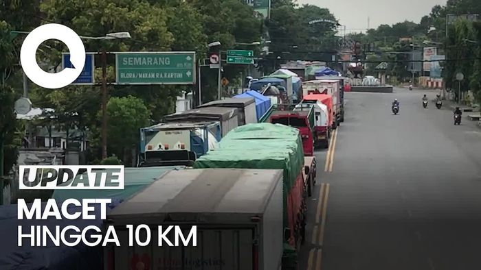 Macet Parah di Pantura Rembang-Pati, Begini Penampakannya!
