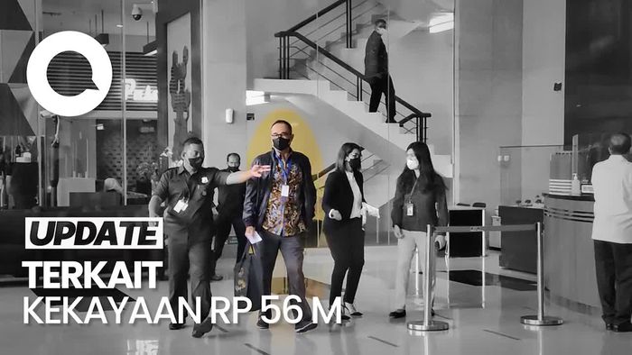Penampakan Rafael, Ayah Mario Dandy saat Penuhi Panggilan KPK