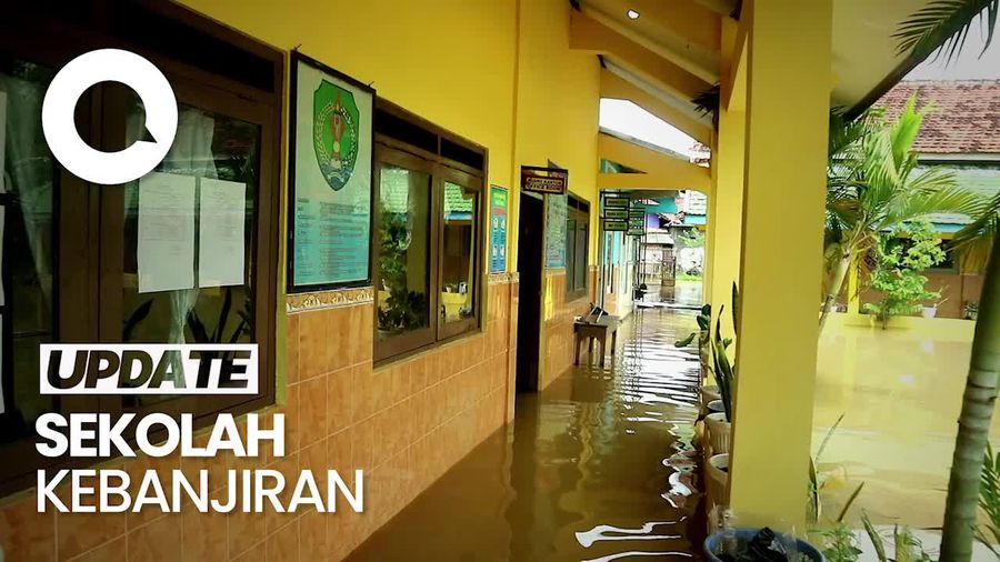 Banjir Rendam Sekolah di Pati, Siswa Belajar Jarak Jauh