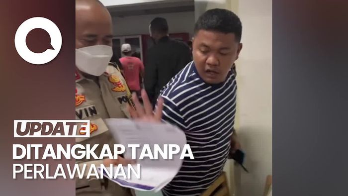 Momen Penangkapan Debt Collector Si Belang Biru yang Bentak Polisi