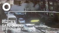 Detik-detik Gedung Runtuh di Turki Saat Kendaraan Melintas