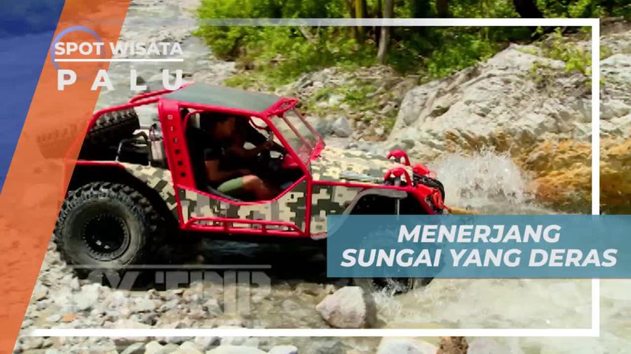 Menerjang Derasnya Sungai Dengan Mobil Offroad, Palu