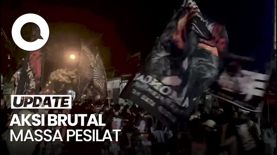 Aksi Brutal Massa Pesilat di Gresik saat Geruduk Polsek Balongpanggang