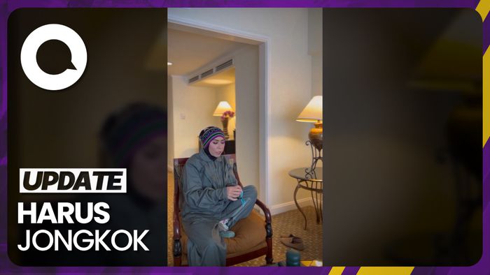 Curhat Melly Goeslaw Tak Dapat Kursi di Konser BLACKPINK