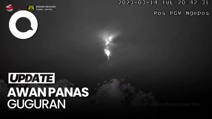 Penampakan Luncuran Awan Panas Gunung Merapi Sejauh 1,5 Km