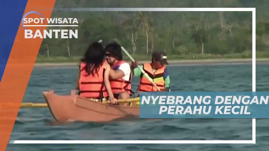 Menyebrang Dengan Perahu Kecil Menuju Pulau Umang Banten