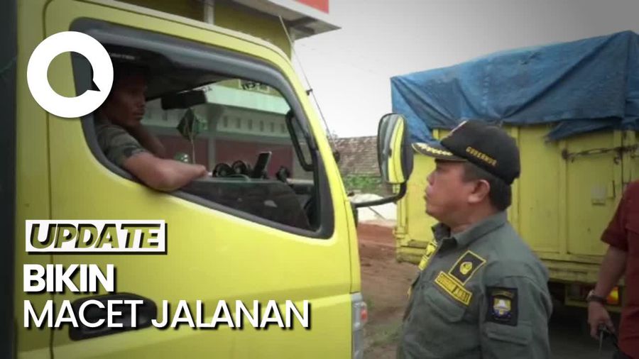 Momen Gubernur Jambi Marahi Sopir Truk Batu Bara  yang Melintas Siang Hari