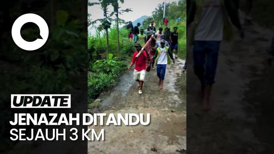 Jenazah di Pinrang Sulsel Ditandu Pakai Sarung Gegara Jalan Rusak
