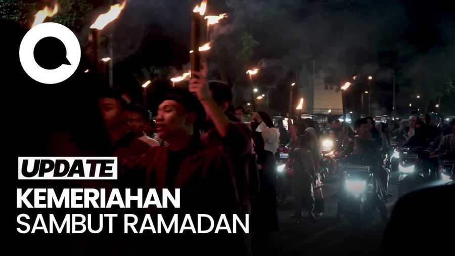 Ribuan Umat Islam di Medan Pawai Obor Sambut Ramadan