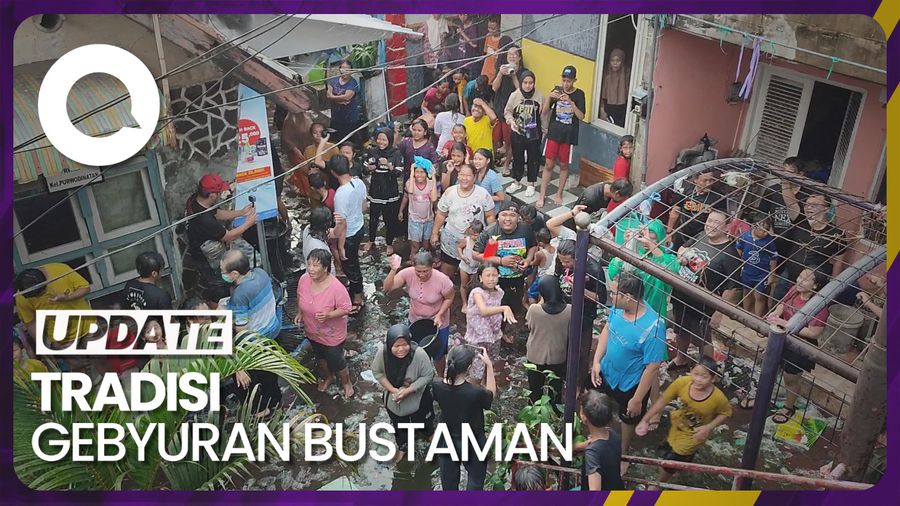 Serunya Tradisi Perang Air Menyambut Ramadan di Semarang