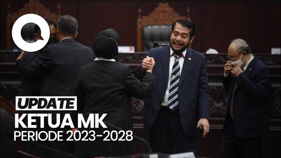 Jokowi Hadiri Pengucapan Sumpah Ketua MK Anwar Usman