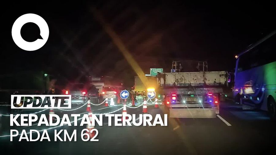 Ada Perbaikan Jalan, Lalin KM 57 Tol Jakarta-Cikampek Padat